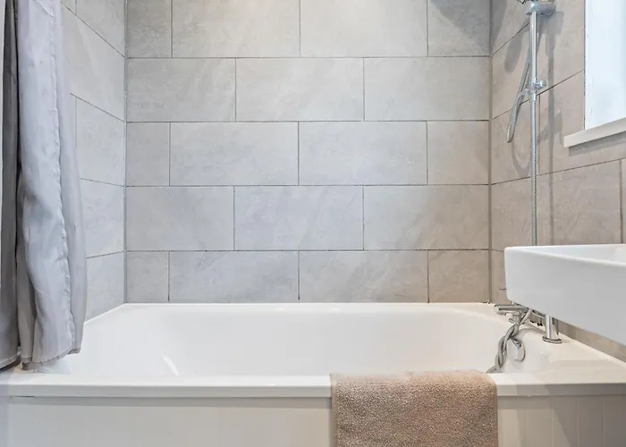 Hébergement de vacances New Spacious 3-bed House, Driveway Parking, Ideal Contractor Bristol