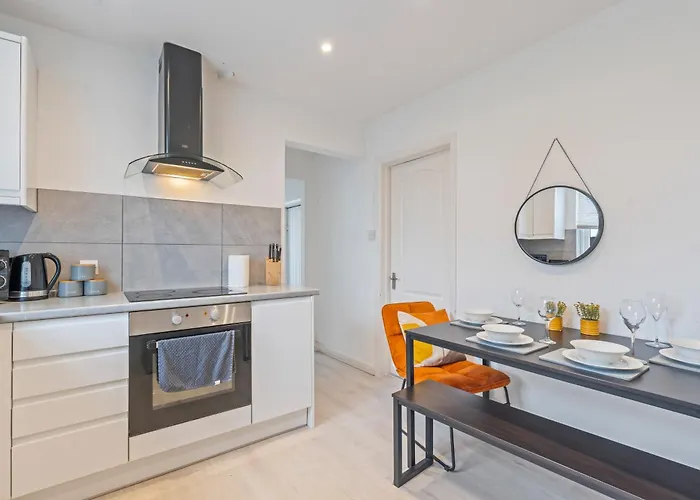 Dom wakacyjny New Spacious 3-bed House, Driveway Parking, Ideal Contractor Bristol